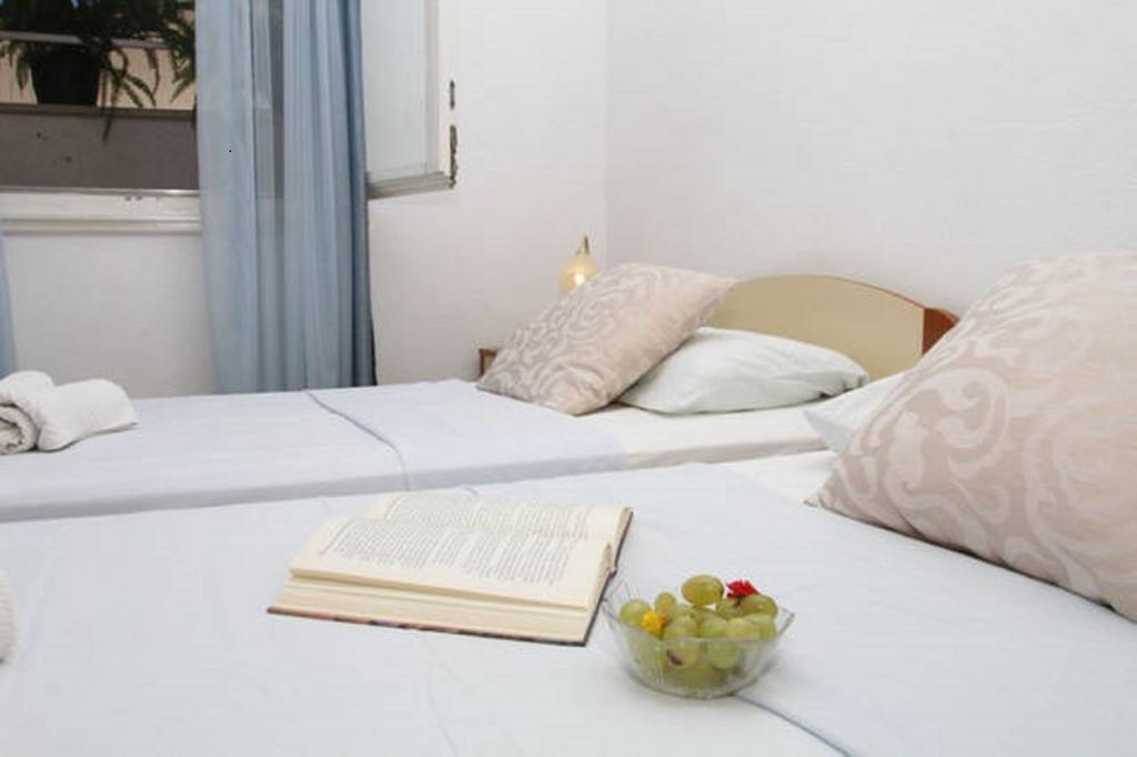 Lana Apartments Trogir Eksteriør bilde