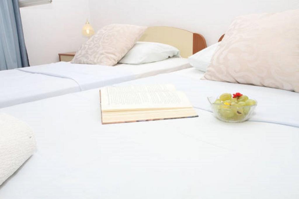 Lana Apartments Trogir Eksteriør bilde
