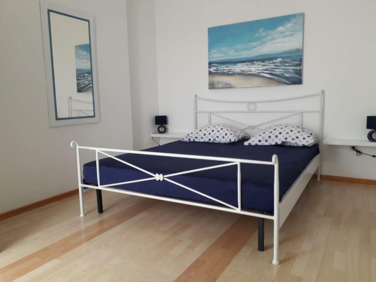 Lana Apartments Trogir Eksteriør bilde